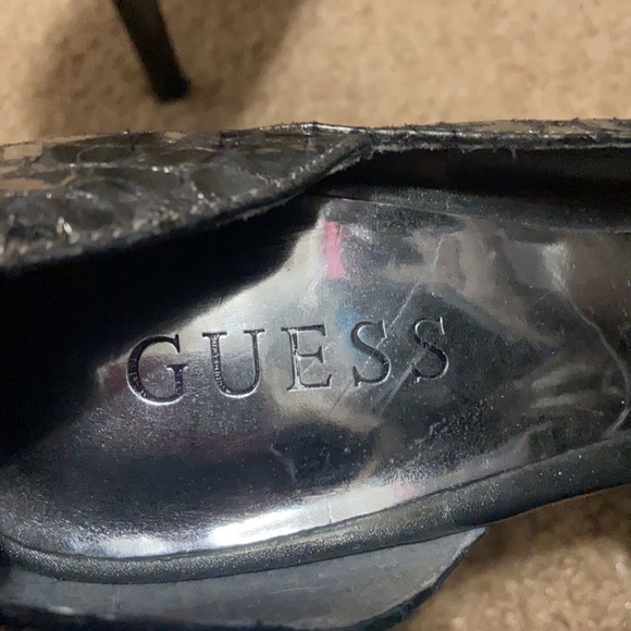 Silver and Black Guess Heels - Picture 3 of 5